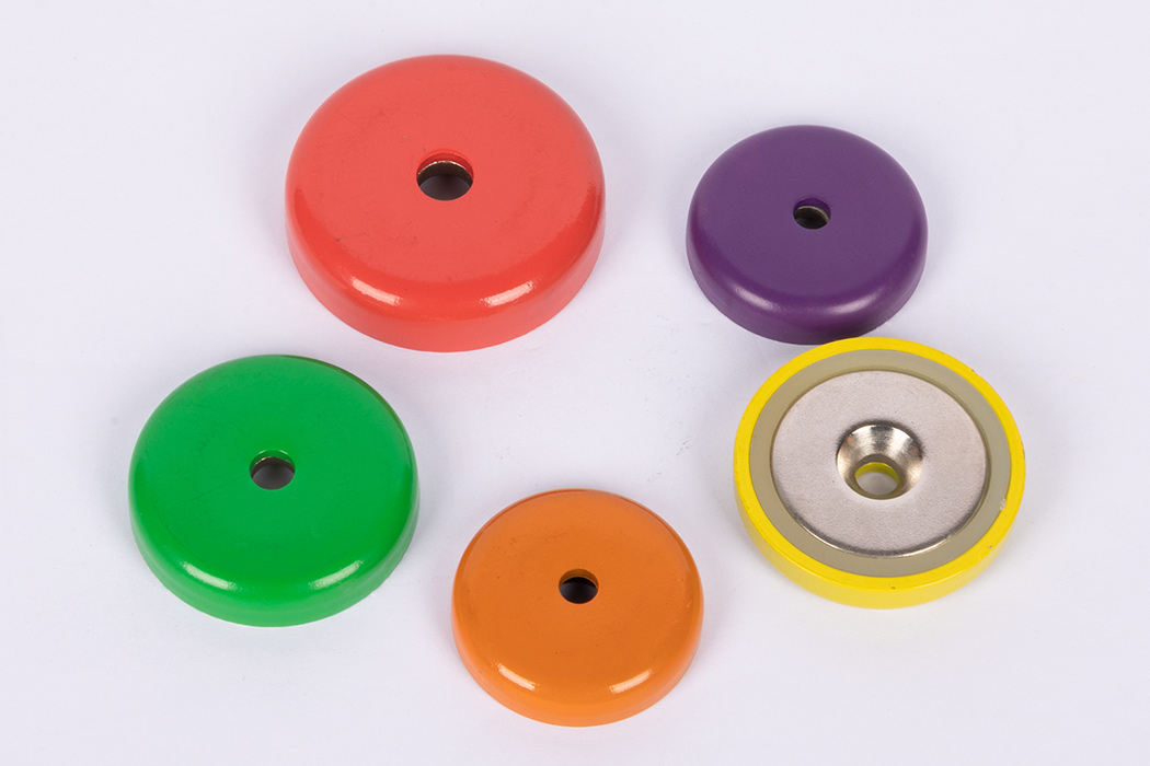 colorful pot magnet