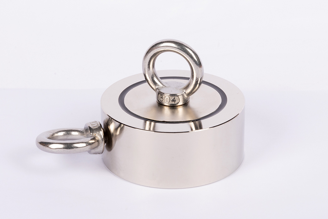 Double-sided fishing magnet
